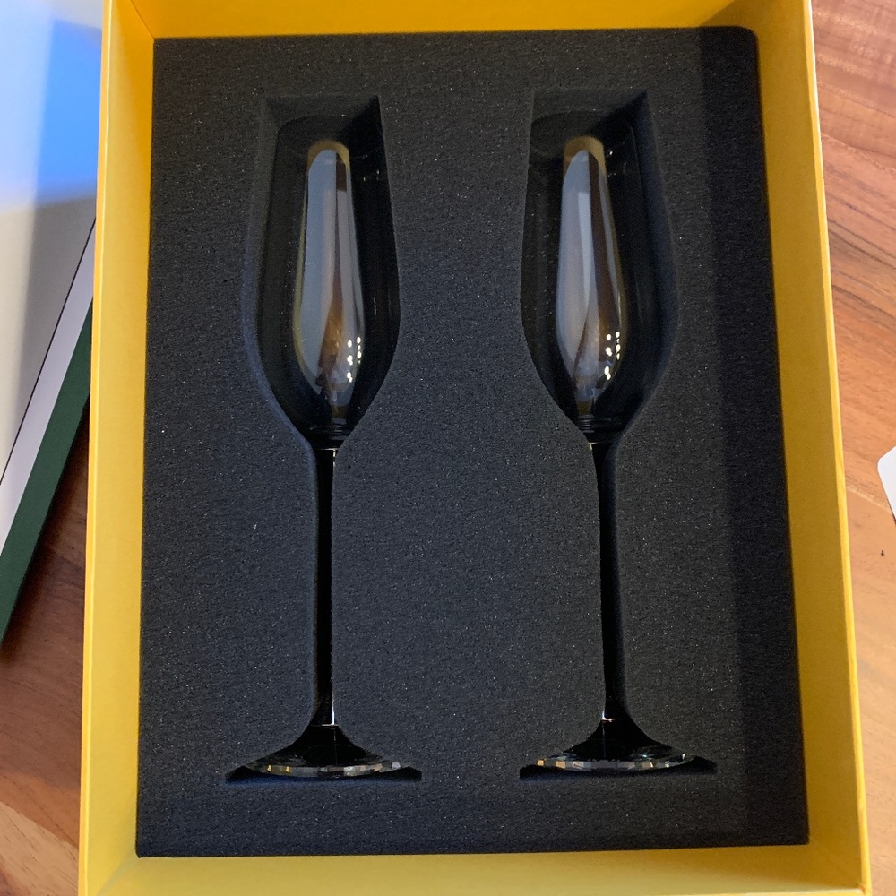 Matashi Crystal Champagne Glasses